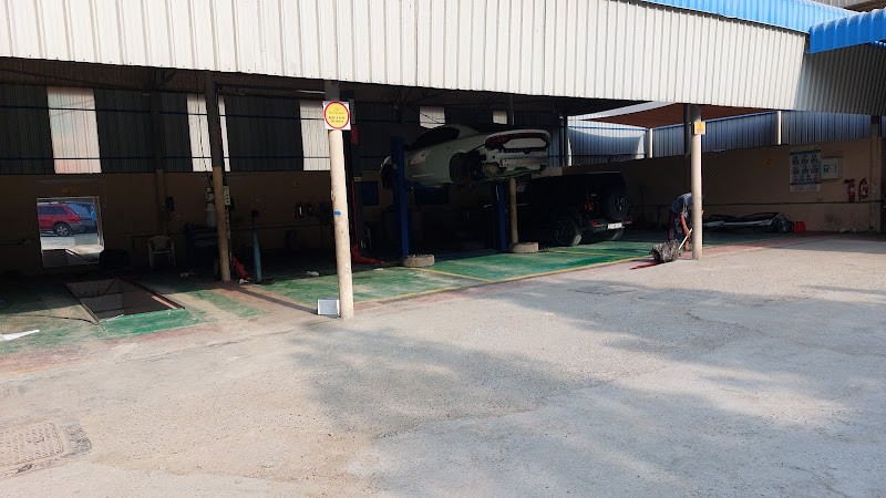 Autoworld Service Center - Repairs & Maintenance in Dubai