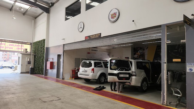 Royal Village Auto Repairing Services - Repairs & Maintenance in Dubai