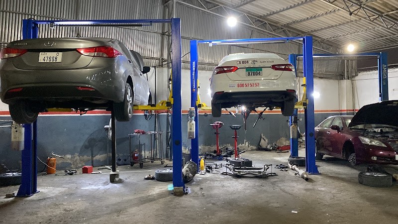 Wadi Alzhour Auto Gear Box Rep - Repairs & Maintenance in Sharjah